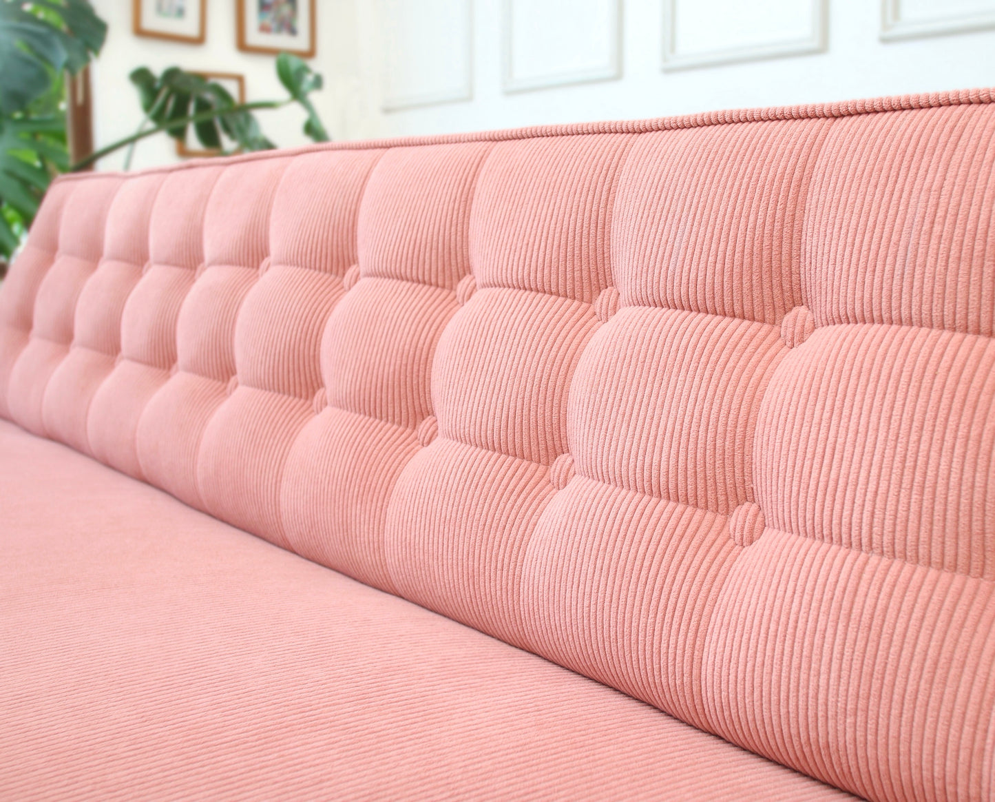 Golden Sofa tanpa Sandaran Lengan