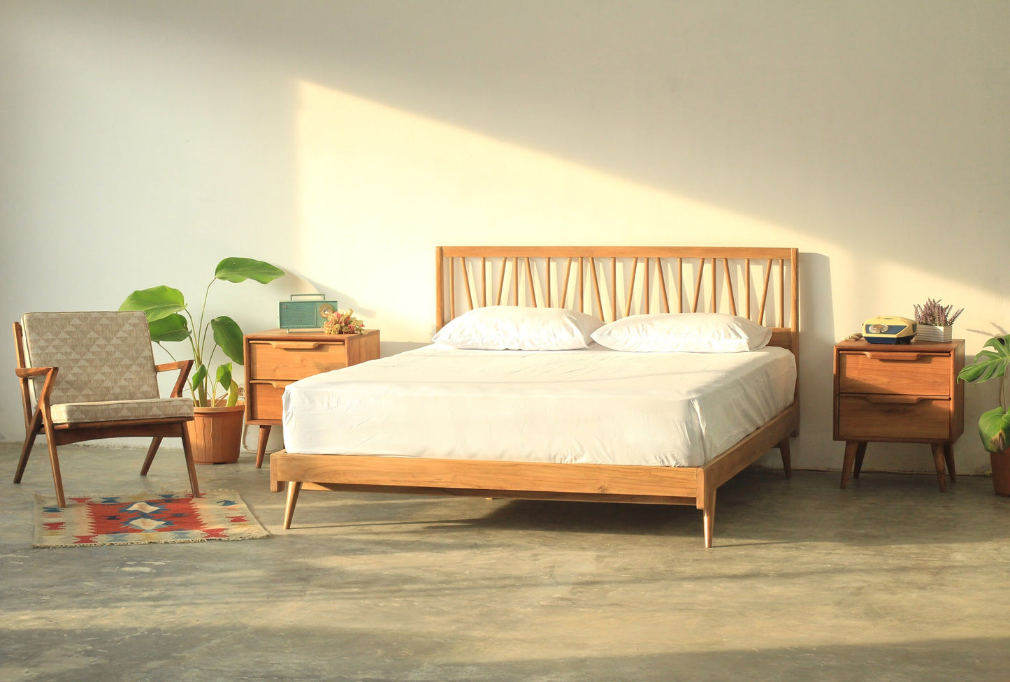 Dipan Tempat Tidur Retro