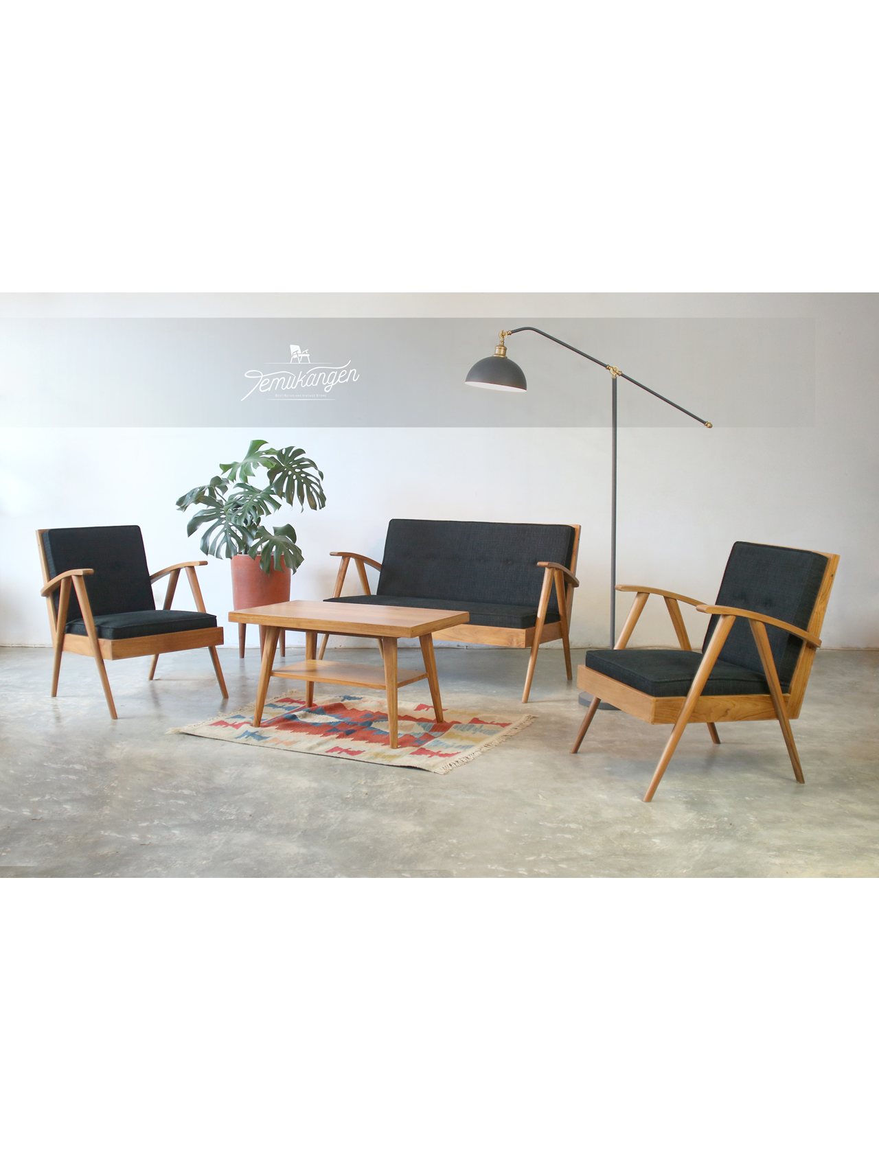 Awana Kursi dengan Sandaran Lengan (Double Seater)