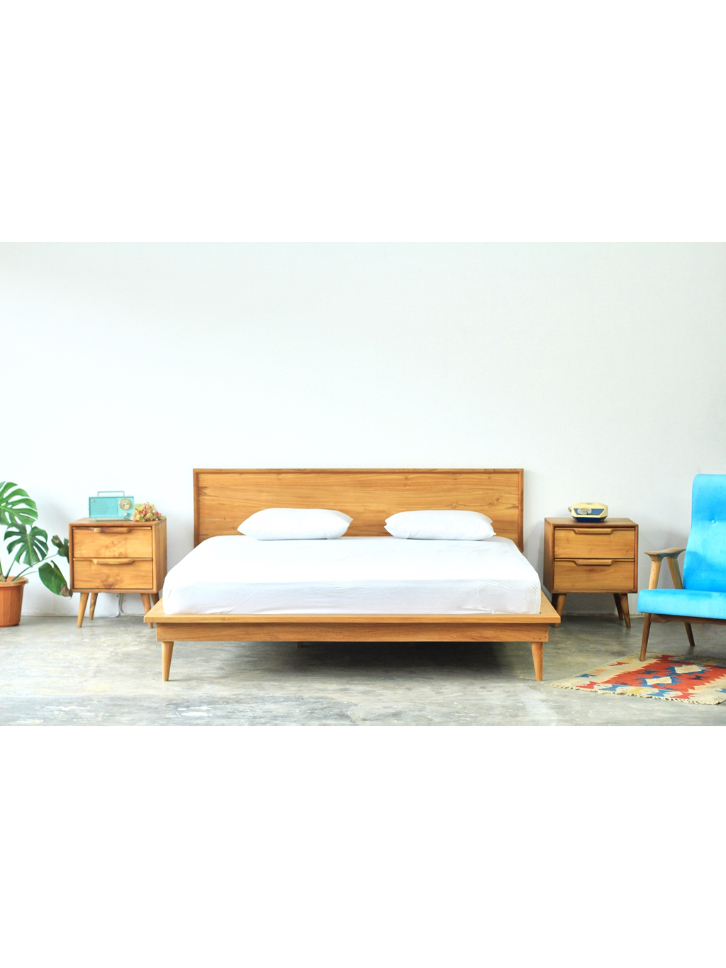 Dipan Tempat Tidur Asher