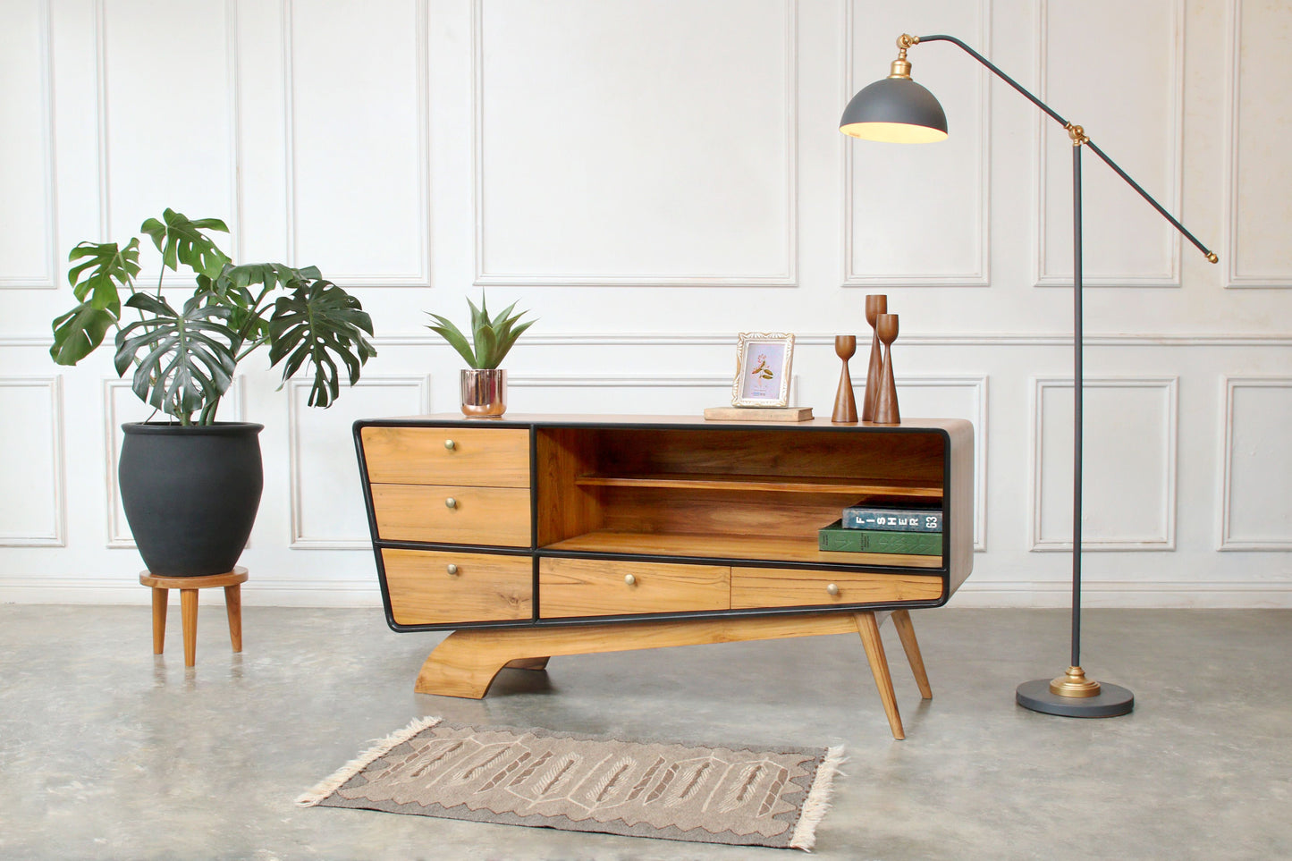 Hugo Lemari Bufet/Kabinet/Credenza