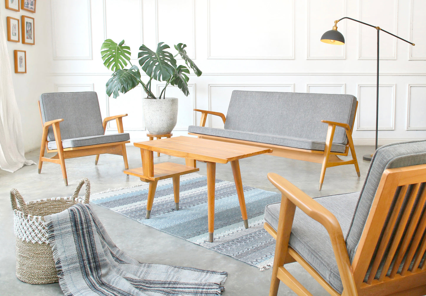 Classy Kursi dengan Sandaran Lengan (Three Seater)/Kursi Tamu