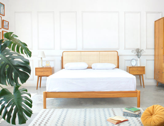 Dipan Tempat Tidur Sienna