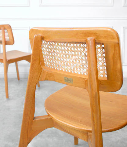 Set Meja Kursi Makan Raju