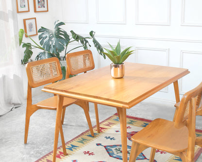 Set Meja Kursi Makan Raju