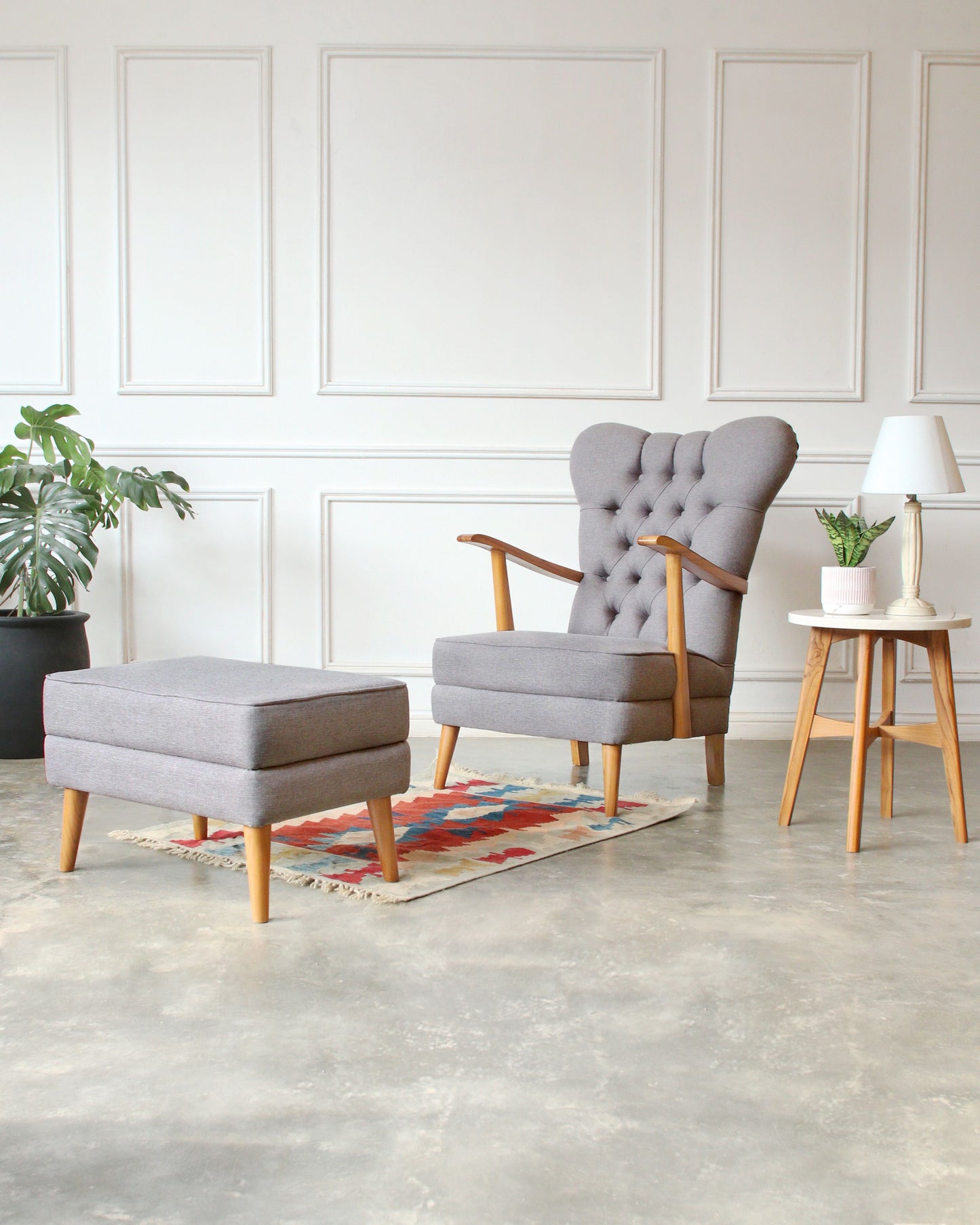 Ladam Armchair in Set