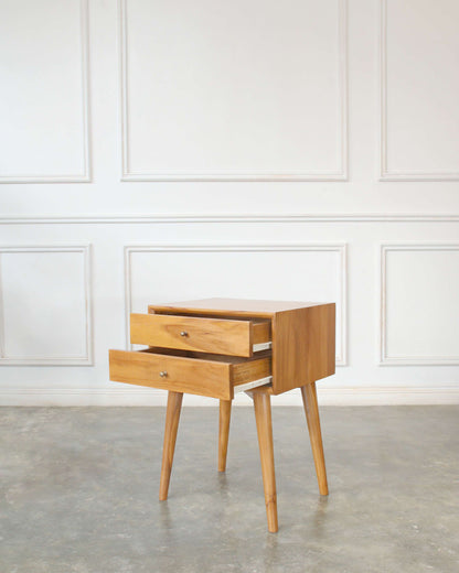 Elma Side Table