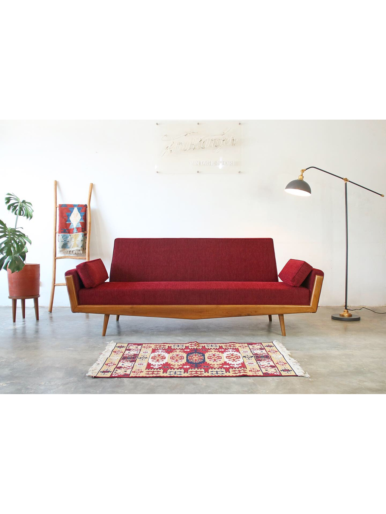 Pearsall Sofa 215cm